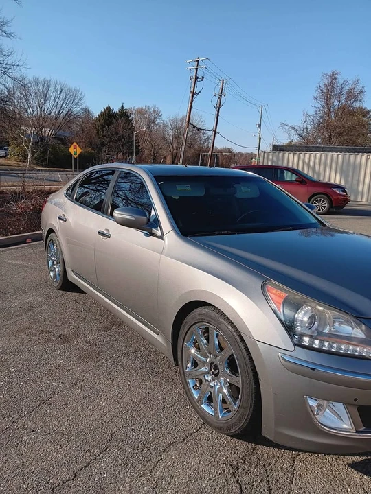 2011 Hyundai Equus - Image 10 of 13