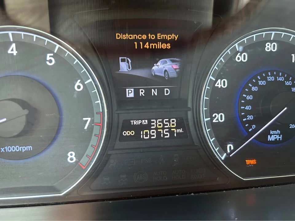 2011 Hyundai Equus - Image 19 of 20