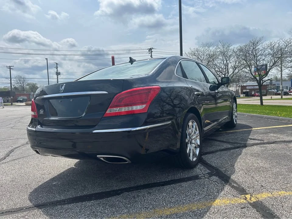 2011 Hyundai Equus - Image 2 of 20