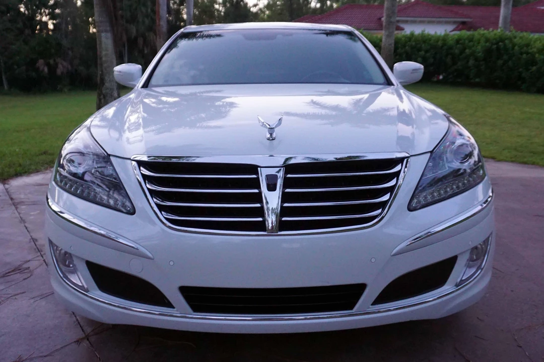 2011 Hyundai Equus - Image 2 of 31