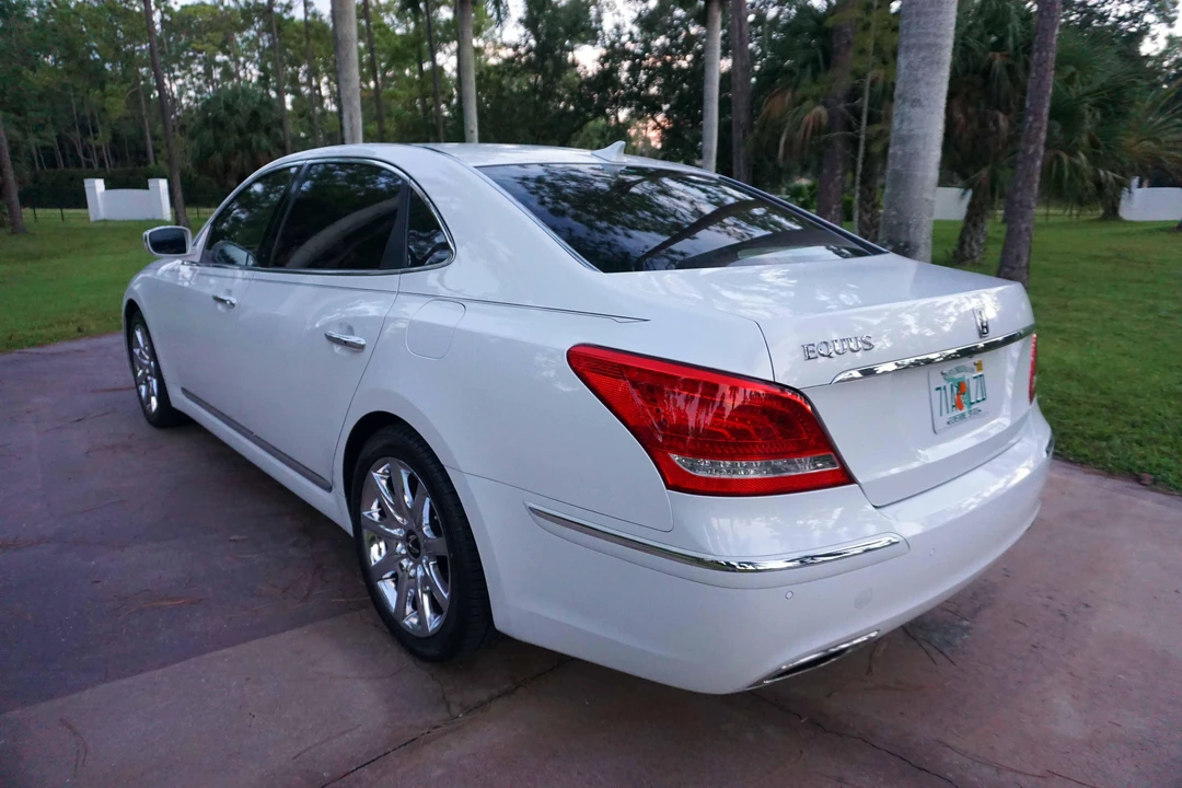 2011 Hyundai Equus - Image 9 of 31