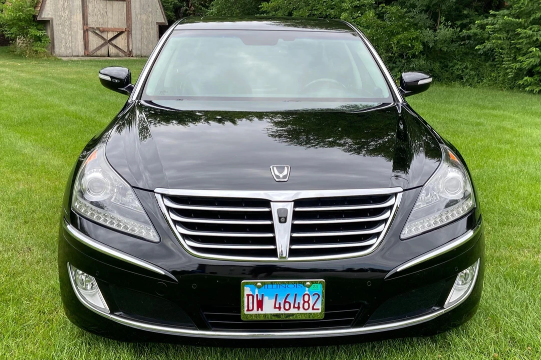 2011 Hyundai Equus - Image 2 of 31