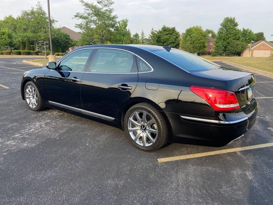 2011 Hyundai Equus - Image 12 of 31