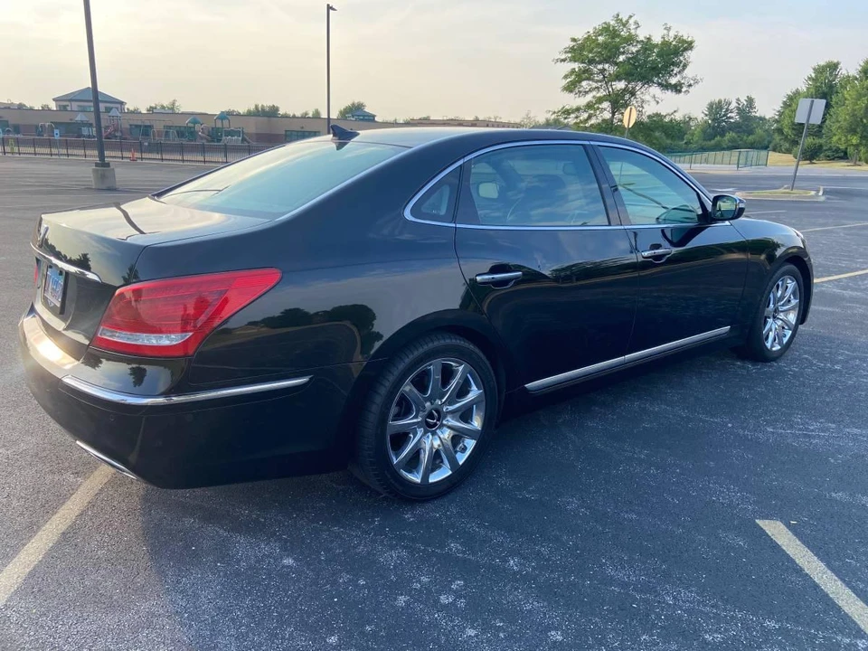 2011 Hyundai Equus - Image 13 of 31