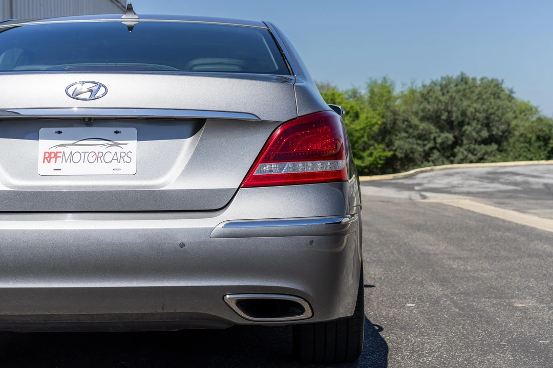2011 Hyundai Equus - Image 27 of 31