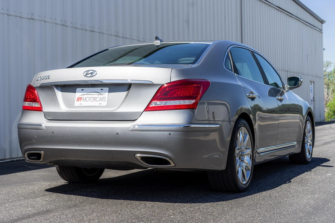 2011 Hyundai Equus - Image 4 of 31