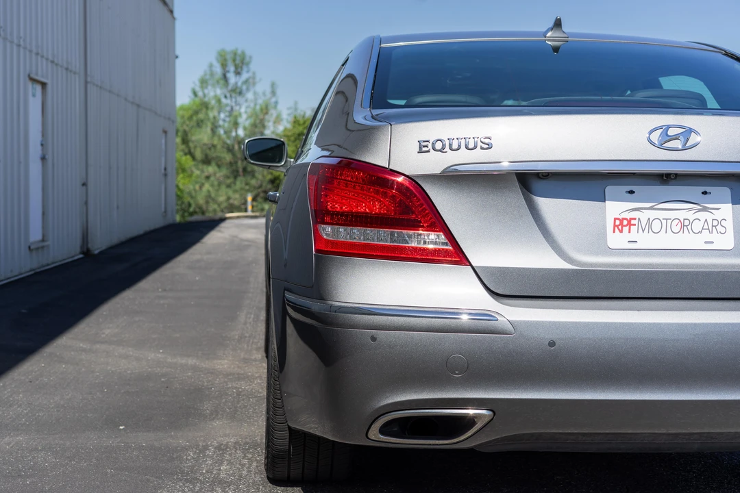2011 Hyundai Equus - Image 19 of 31