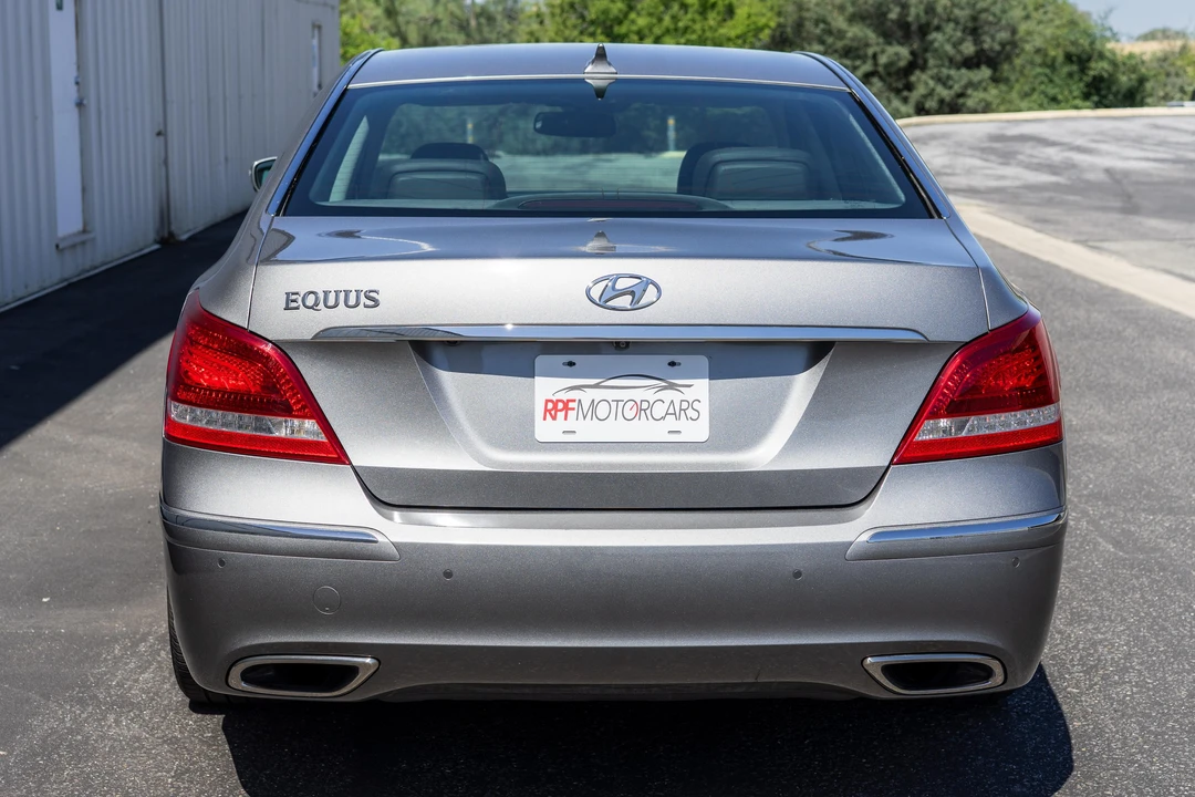 2011 Hyundai Equus - Image 5 of 31