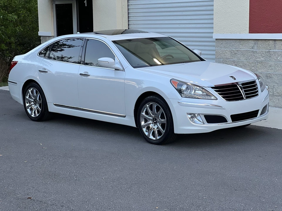 2011 Hyundai Equus - Image 2 of 31