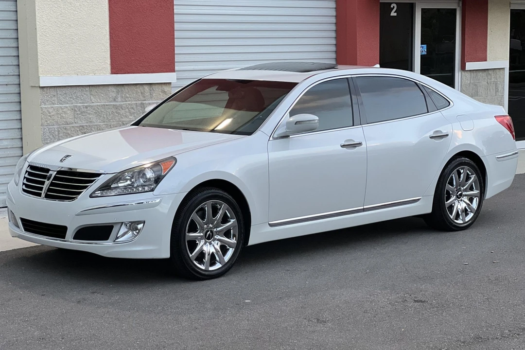 2011 Hyundai Equus - Image 24 of 31