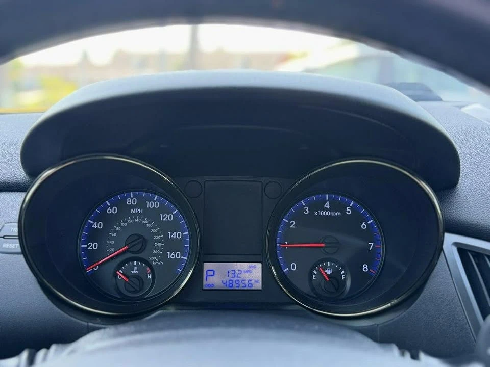 2011 Hyundai Genesis Coupe - Image 15 of 20