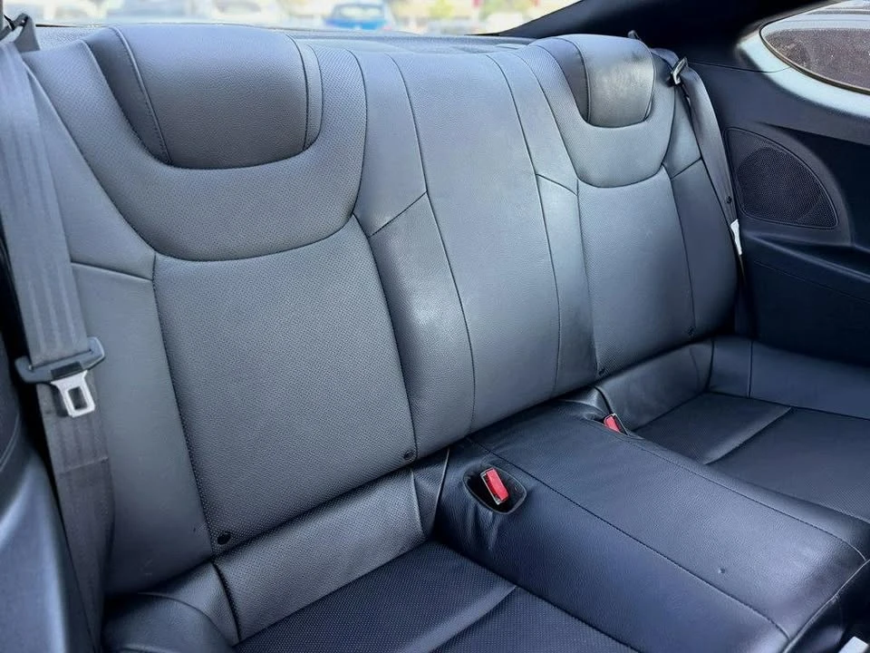 2011 Hyundai Genesis Coupe - Image 19 of 20