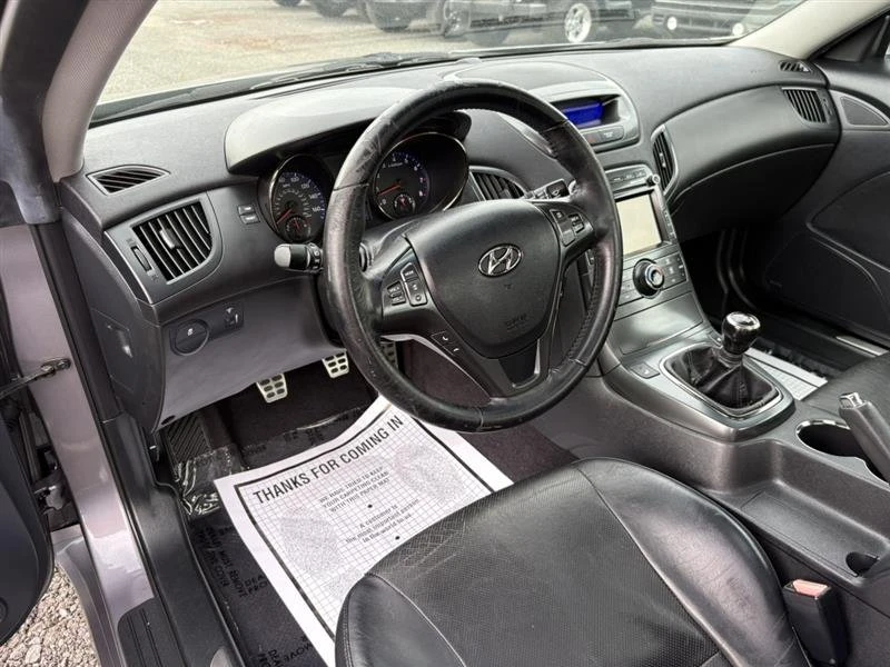 2011 Hyundai Genesis Coupe - Image 9 of 17