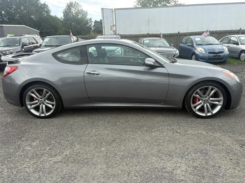 2011 Hyundai Genesis Coupe - Image 5 of 17