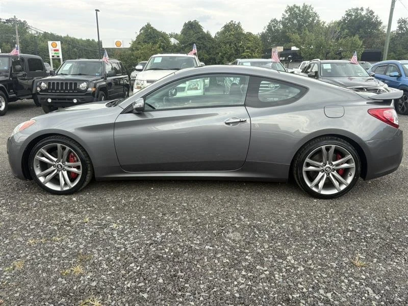 2011 Hyundai Genesis Coupe - Image 2 of 17