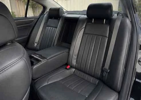2011 Hyundai Genesis - Image 6 of 6