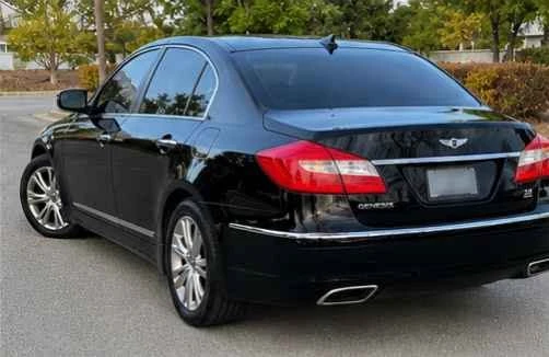 2011 Hyundai Genesis - Image 2 of 6