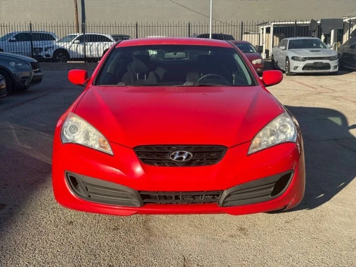 2011 Hyundai Genesis - Image 2 of 17