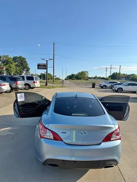 2011 Hyundai Genesis 2.0T Coupe