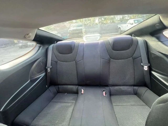 2011 Hyundai Genesis - Image 13 of 14