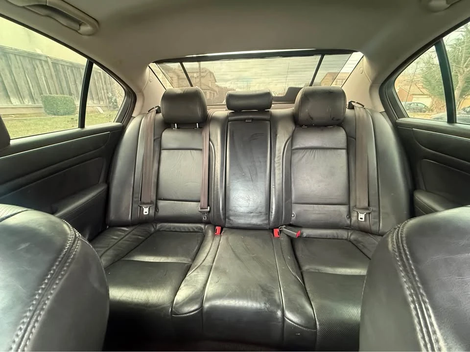 2011 Hyundai Genesis - Image 6 of 6