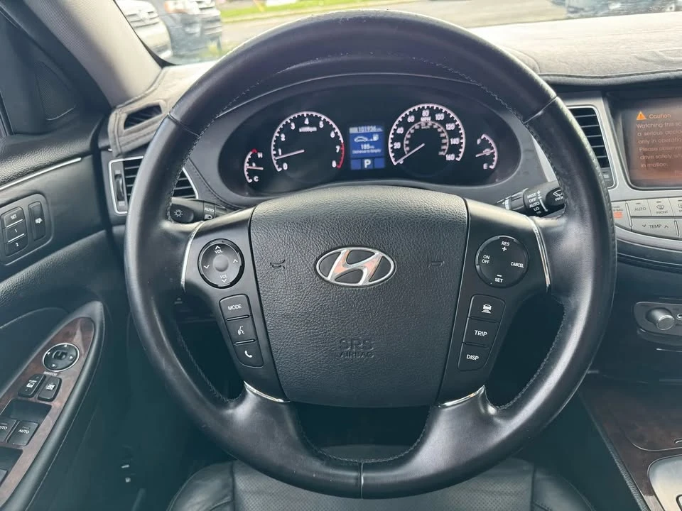 2011 Hyundai Genesis - Image 11 of 20