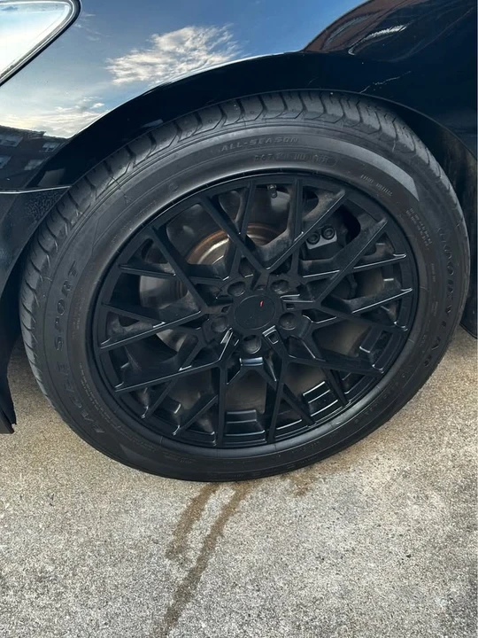 2011 Hyundai Genesis - Image 3 of 11