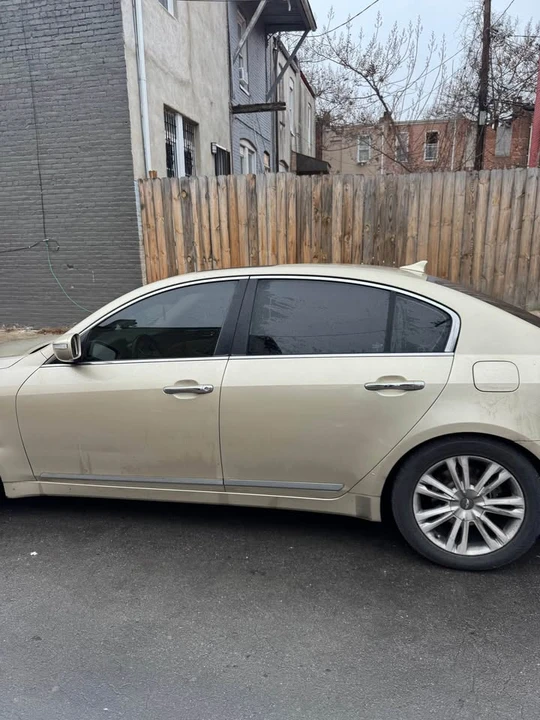 2011 Hyundai Genesis - Image 3 of 7