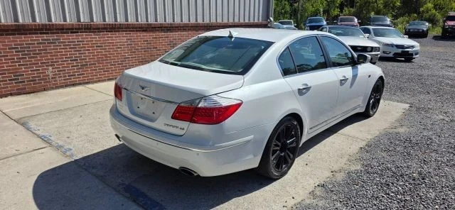 2011 Hyundai Genesis - Image 6 of 20