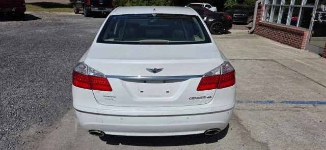 2011 Hyundai Genesis - Image 7 of 20