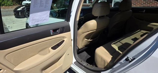2011 Hyundai Genesis - Image 20 of 20