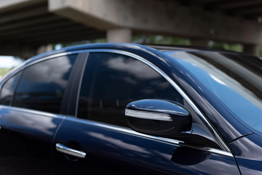 2011 Hyundai Genesis - Image 14 of 31