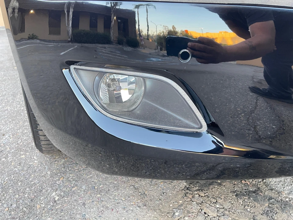 2011 Hyundai Genesis - Image 10 of 31