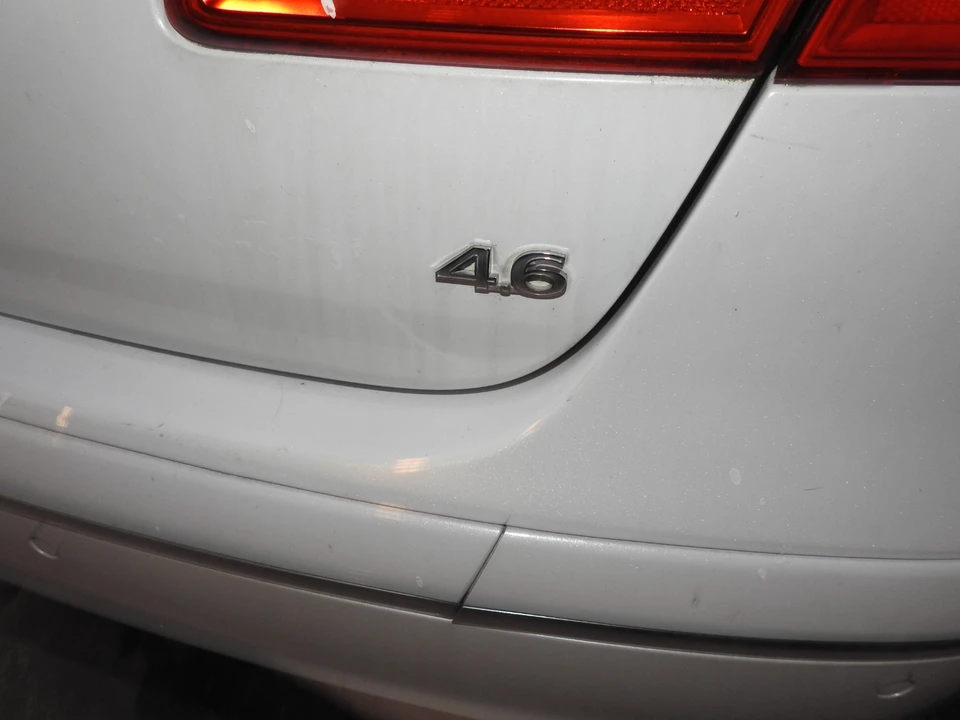 2011 Hyundai Genesis - Image 8 of 25