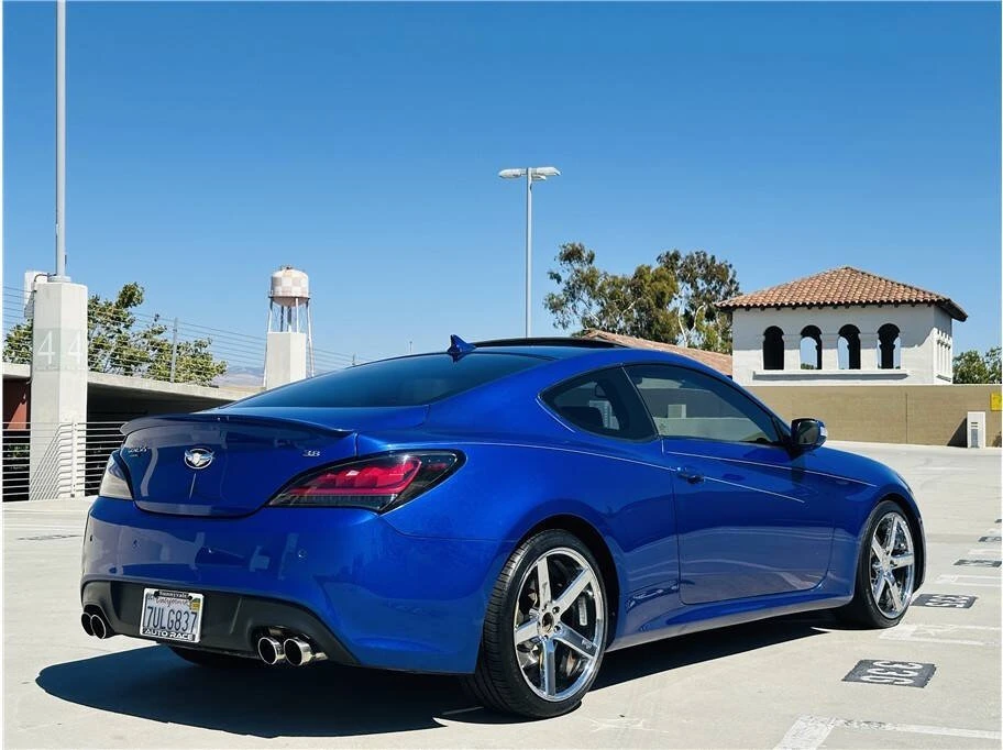 2011 Hyundai Genesis Coupe - Image 3 of 18