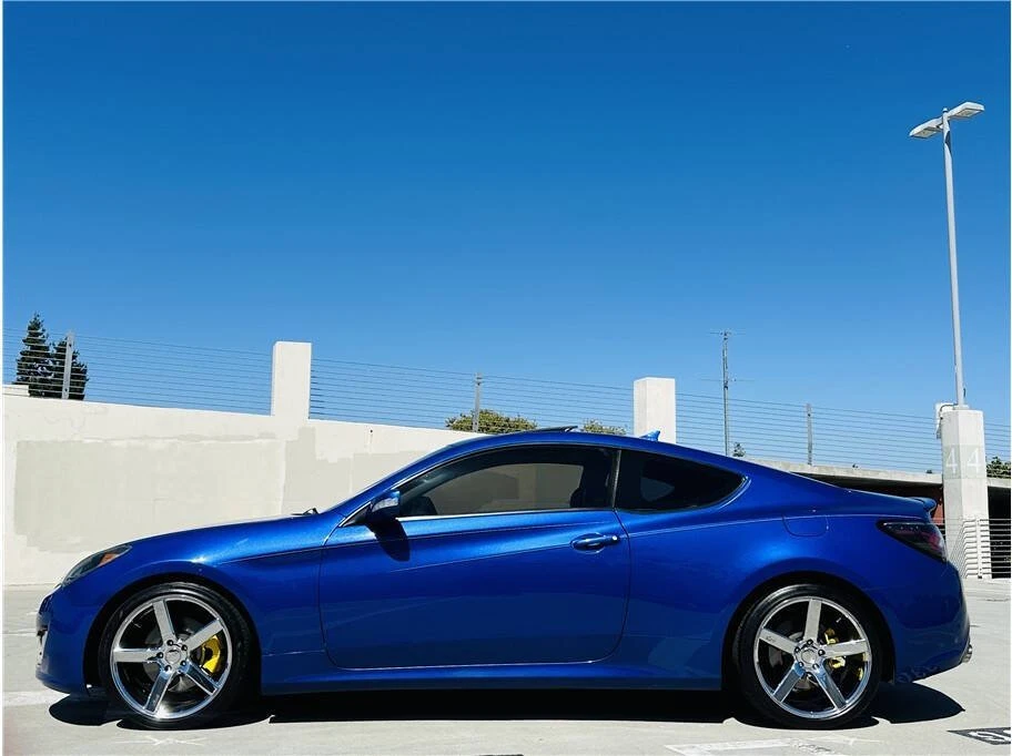 2011 Hyundai Genesis Coupe - Image 8 of 18