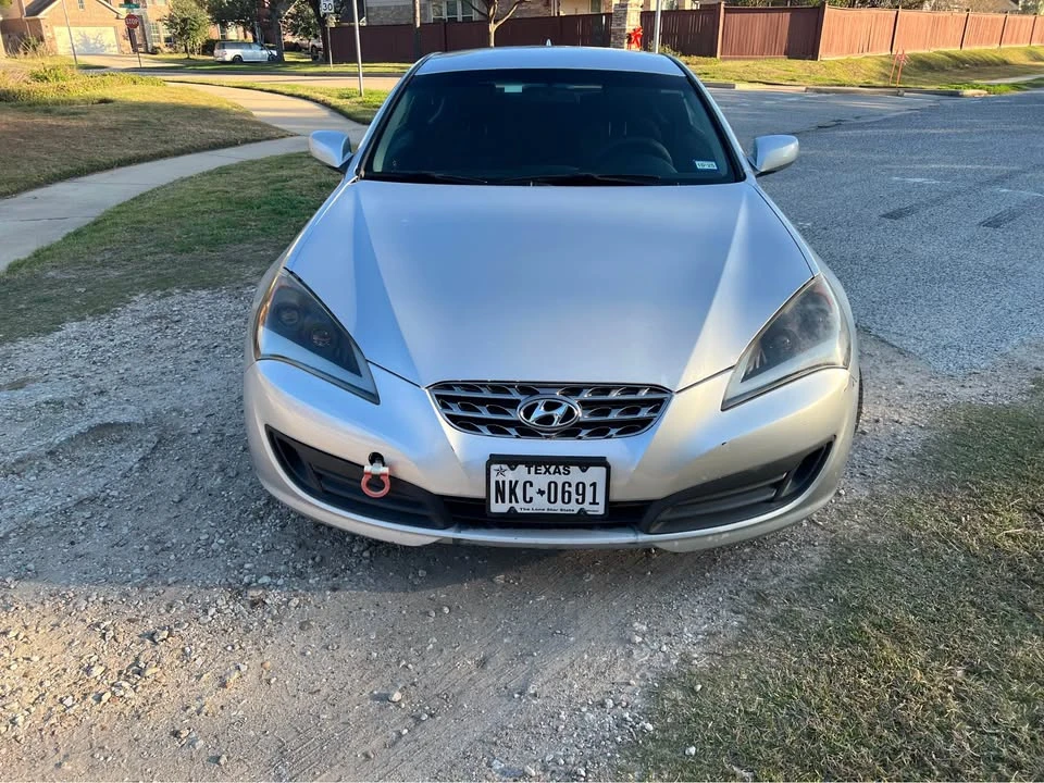 2011 Hyundai Genesis Coupe - Image 15 of 15