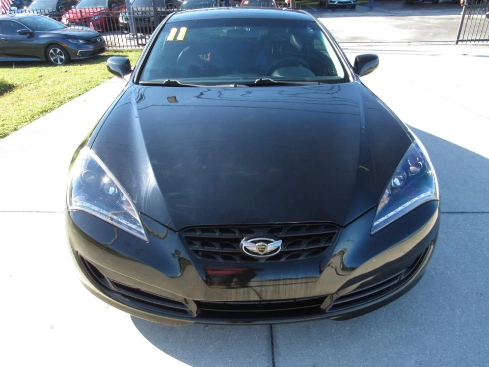 2011 Hyundai Genesis Coupe - Image 2 of 19