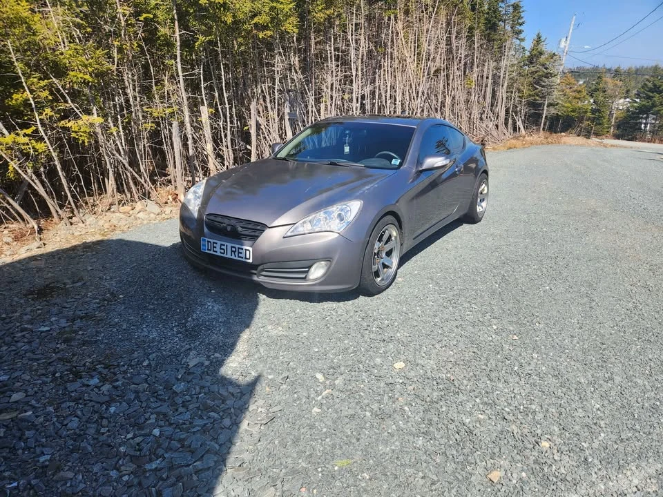 2011 Hyundai Genesis Coupe - Image 2 of 6