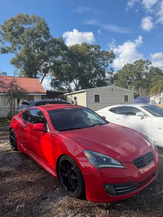 2011 Hyundai Genesis Coupe - Image 2 of 3
