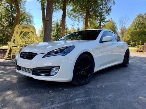 2011 Hyundai Genesis Coupe 2.0T