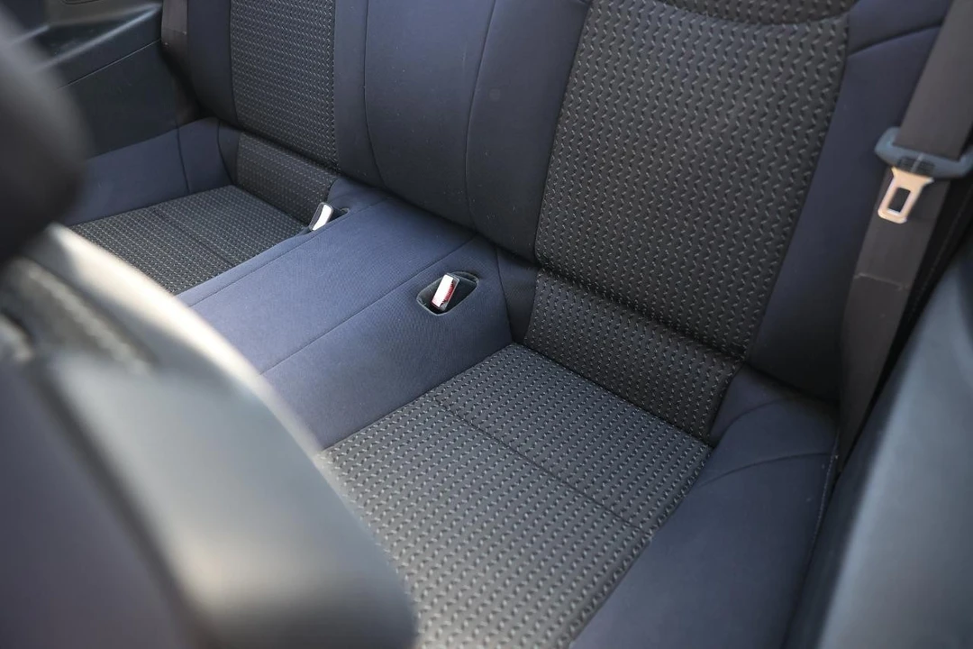 2011 Hyundai Genesis Coupe - Image 10 of 21