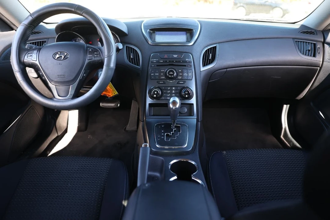2011 Hyundai Genesis Coupe - Image 21 of 21
