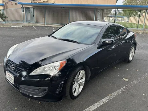 2011 Hyundai Genesis Coupe 2.0T