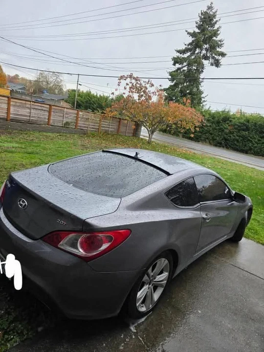 2011 Hyundai Genesis Coupe - Image 3 of 5