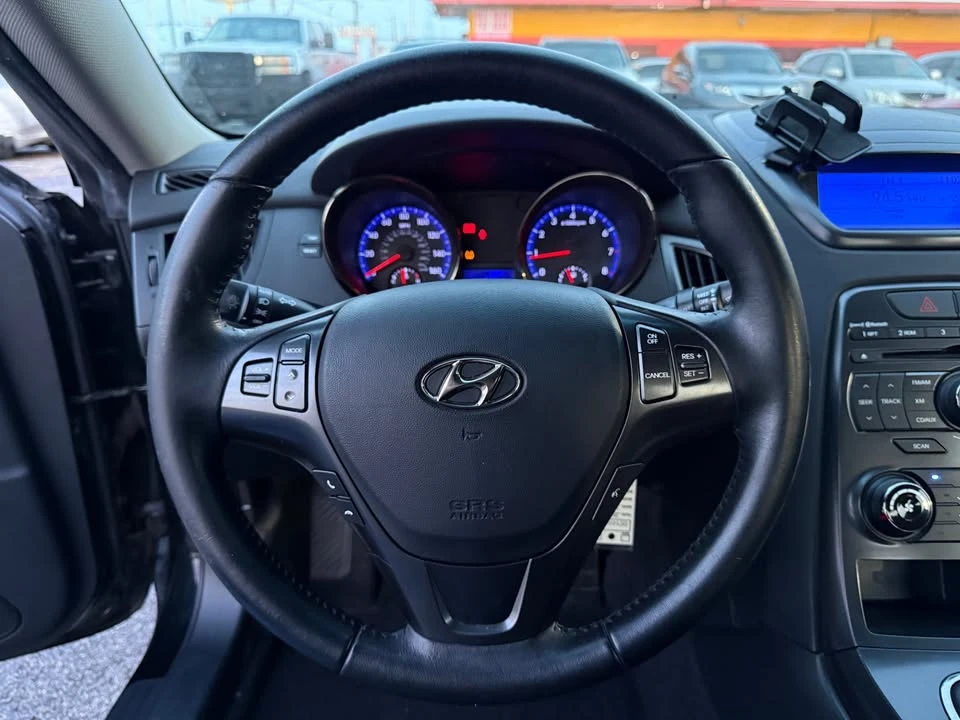 2011 Hyundai Genesis Coupe - Image 16 of 20