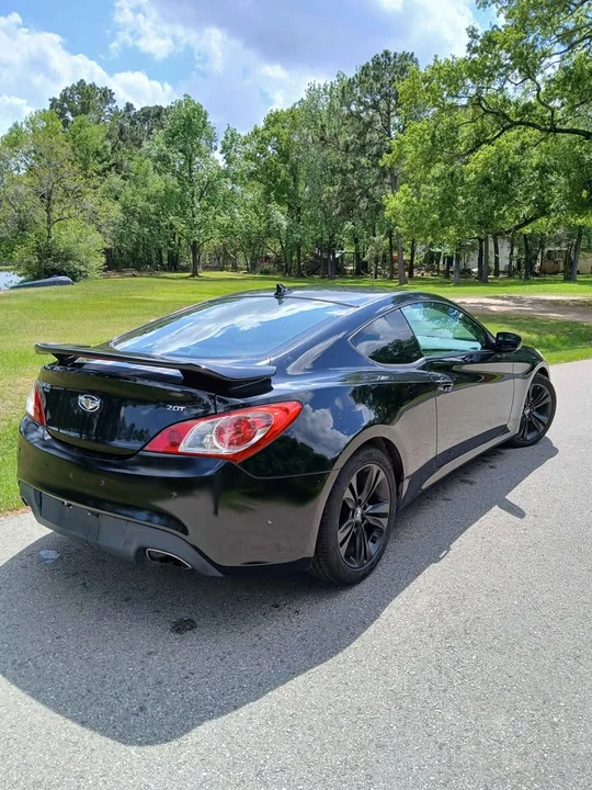 2011 Hyundai Genesis Coupe - Image 5 of 13
