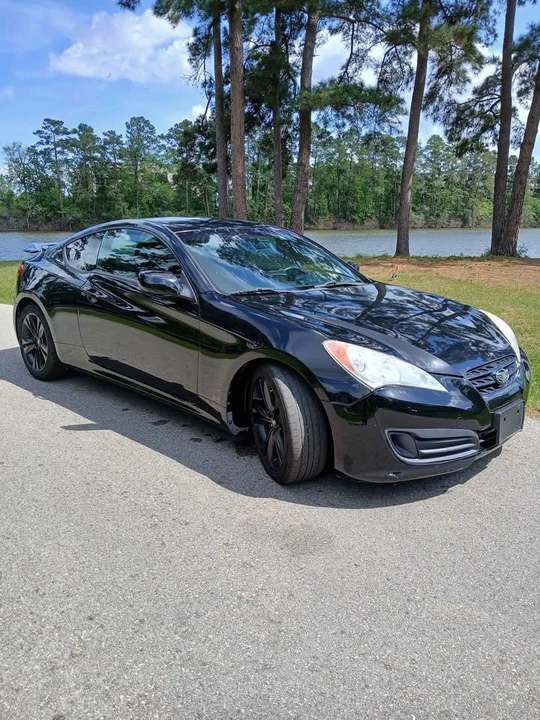 2011 Hyundai Genesis Coupe - Image 7 of 13