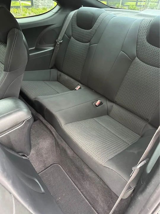 2011 Hyundai Genesis Coupe - Image 18 of 19