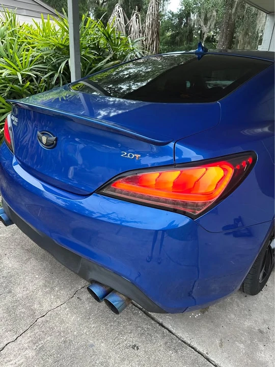 2011 Hyundai Genesis Coupe - Image 11 of 19